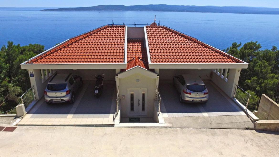 Villa Issea Brela Exteriör bild